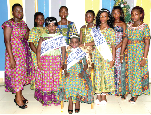 A group photograph of the contestants