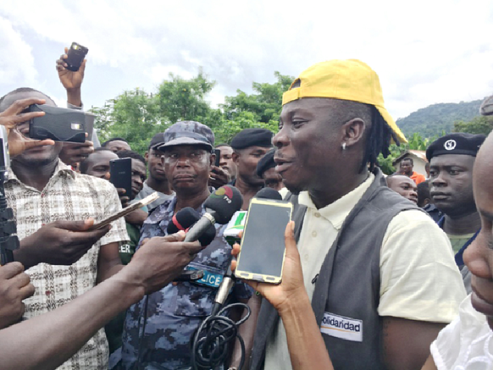 • Stonebwoy giving a speech