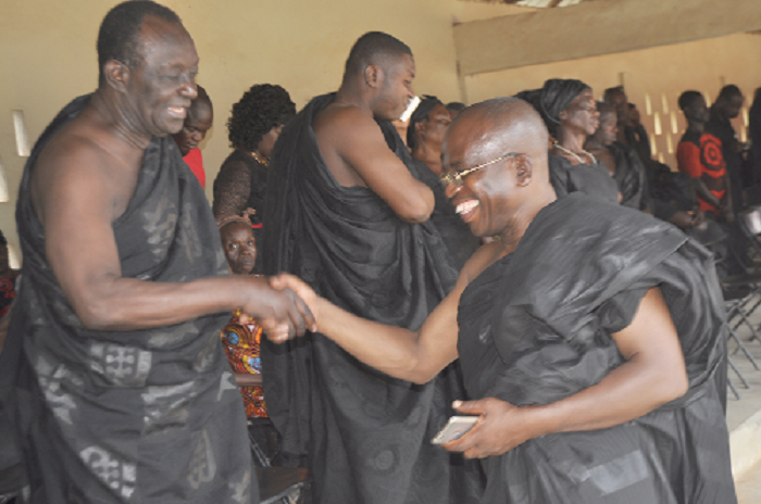 •Dr Kwame Addo Kufuor (left) in a handshake with Mr Yaw Boadu-Ayeboafoh