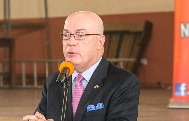 The United States ambassador to Ghana, Robert P. Jackson