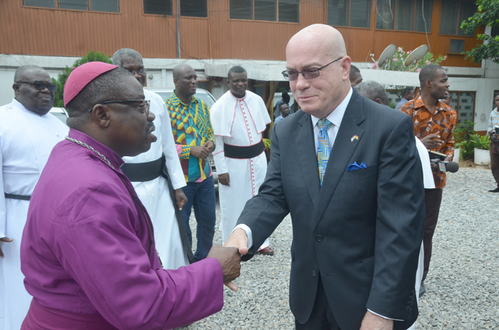 • Dr Robert P. Jackson, the US Ambassador to Ghana, exchanging pleasantries with Rt Rev. Daniel Mensah Torto, the Bishop of the Anglican Diocese of Accra. Picture: BENEDICT OBUOBI