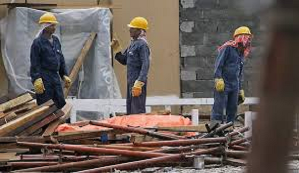 builders at work