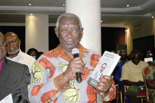  Mr John Agyekum Kufuor, former President of Ghana, launching the book. Picture: INNOCENT K. OWUSU