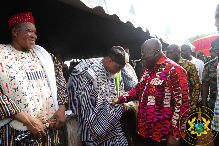 President Akufo-Addo exchanging pleasantries with the Tongo Rana