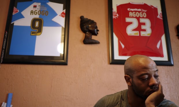 Ghanaians react to Junior Agogo holding cigarette