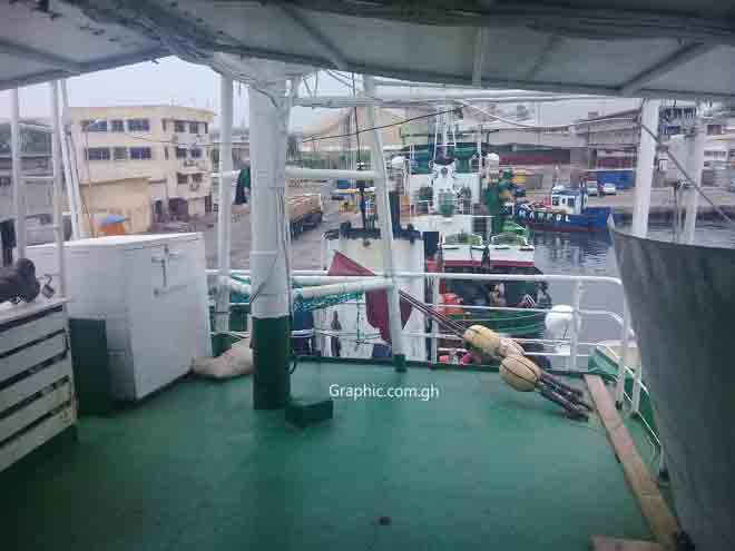 Tuna fishing companies halt operations for fear of pirate attacks