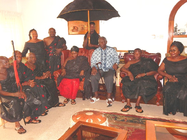 Rawlings, Kufuor commiserate with Droboman over demise of Omanhene