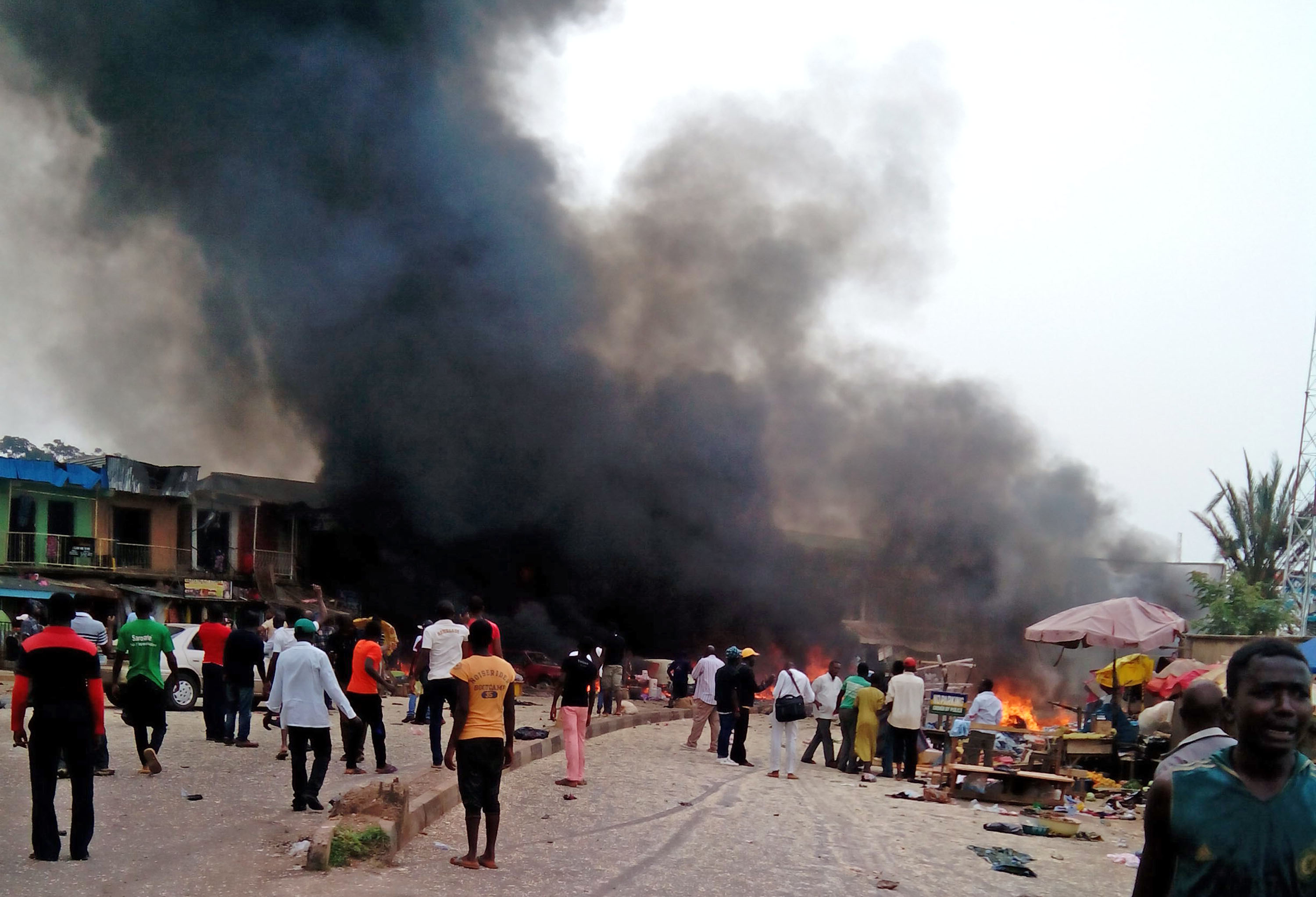 Dozens killed in Nigeria bomb blasts