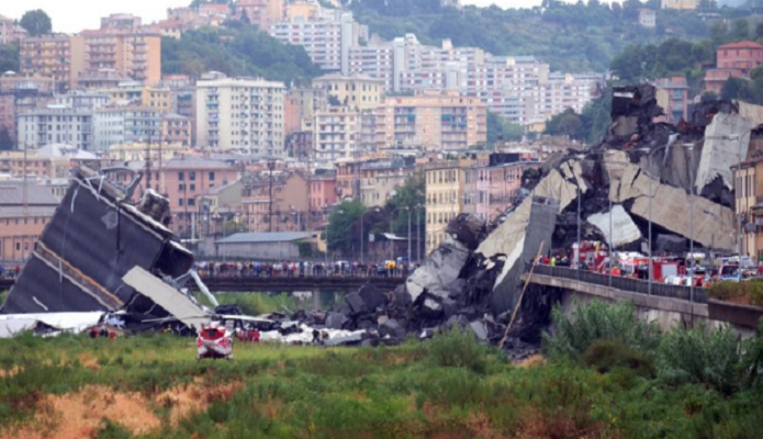 Italy bridge: Genoa motorway collapse kills at least 22