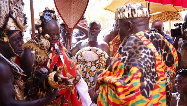 The Okyenhene, Osagyefuo Amoatia Ofori Panin (right), welcoming the Asantehene, Otumfuo Osei Tutu II, to the durbar to commemorate the 75th anniversary of the death of Nana Sir Ofori Atta I at Kyebi in the Eastern Region. Picture: SAMUEL TEI ADANO