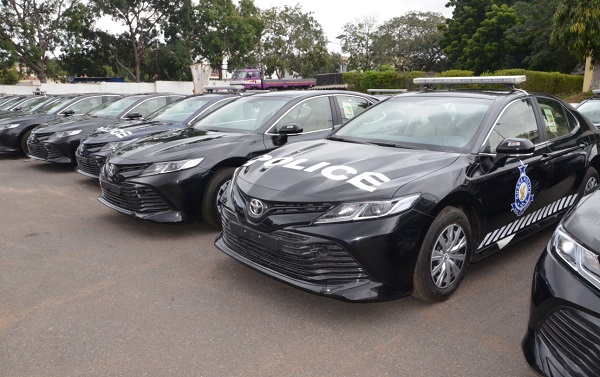 Government presents 105 vehicles to Police