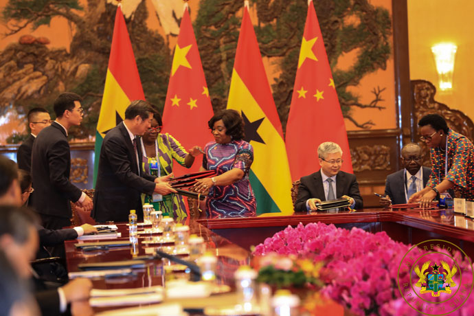 Ghana, China sign 8 co-operation agreements, MoUs