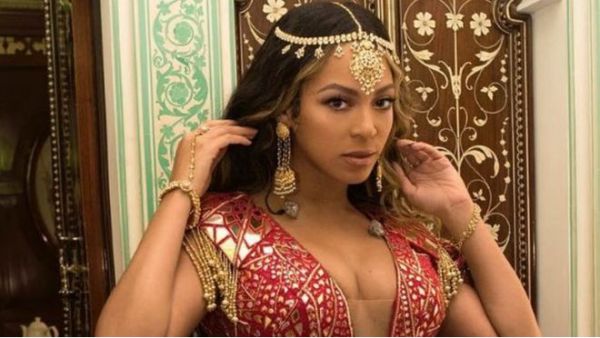 Beyoncé showed off her outfit on Instagram 