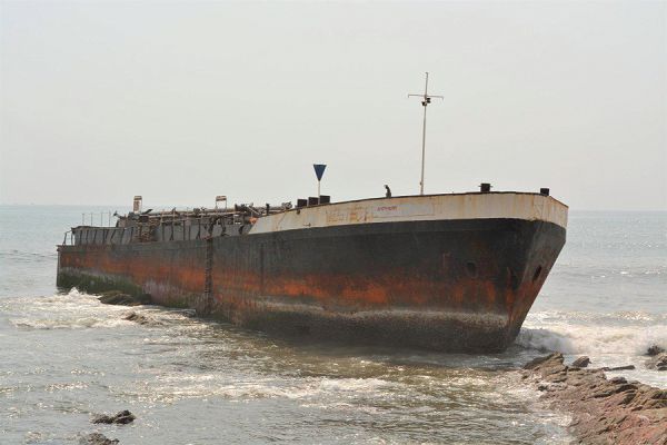 The bow (forward) of the vessel which has been dumped at the shores of Tema Newtown. Picture: DELLA RUSSEL OCLOO