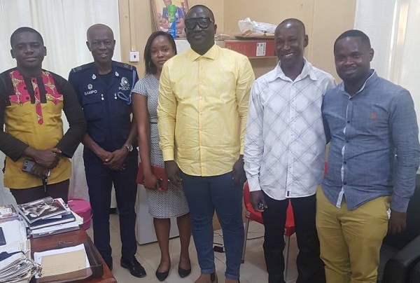 Avcontech company donates security cameras to Police
