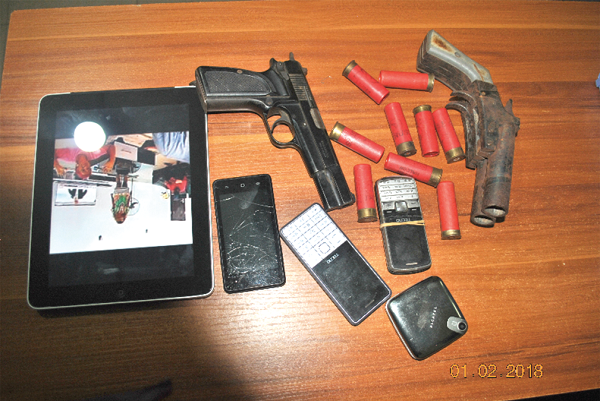Items retrieved from the suspected robbers 