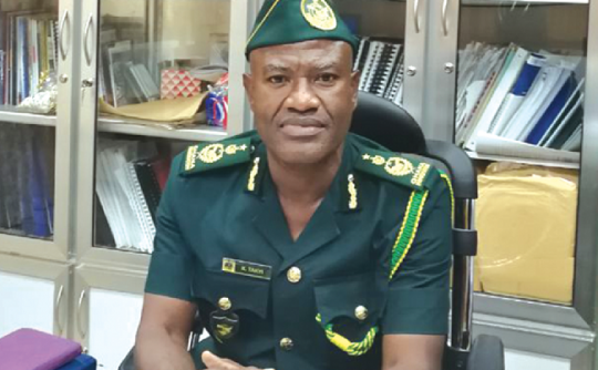 Immigration head interacts with past directors