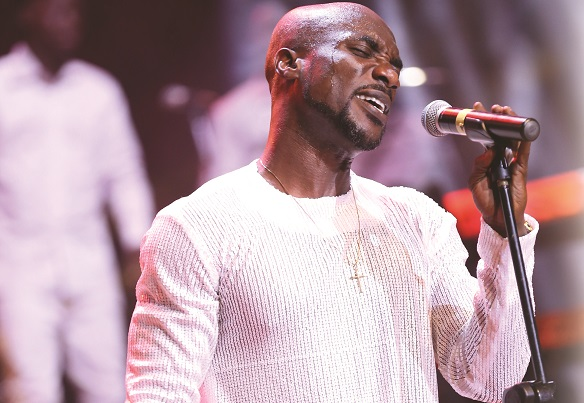 Kwabena Kwabena back with  Love Night show