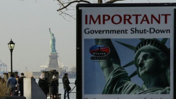 US shutdown: Government services closed as working week begins