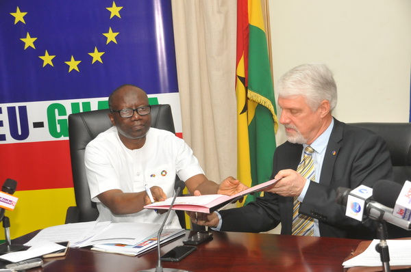 Ghana, EU sign agreements on £175m grant