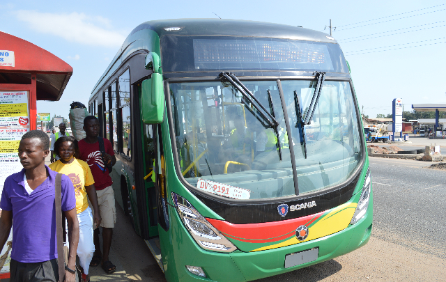 Aayalolo bus