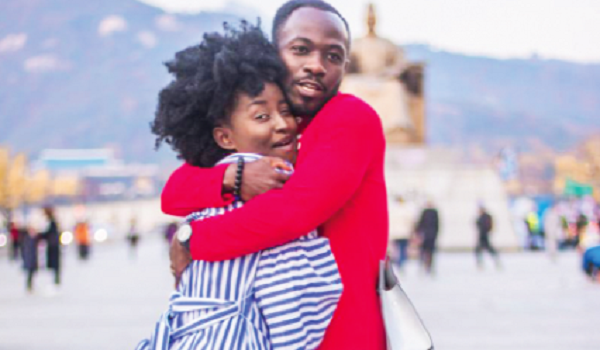 Okyeame Kwame and his wife are not shy to show off their love