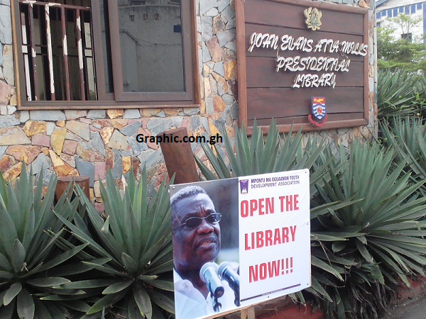 Open Atta Mills Memorial Library - Oguaaman to government