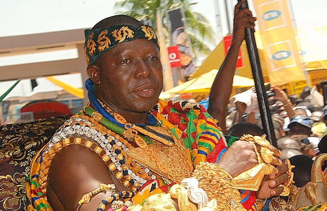 Asantehene in Uganda for Kabaka of Buganda 25th anniv 