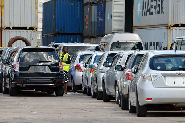 Uganda bans import of old cars