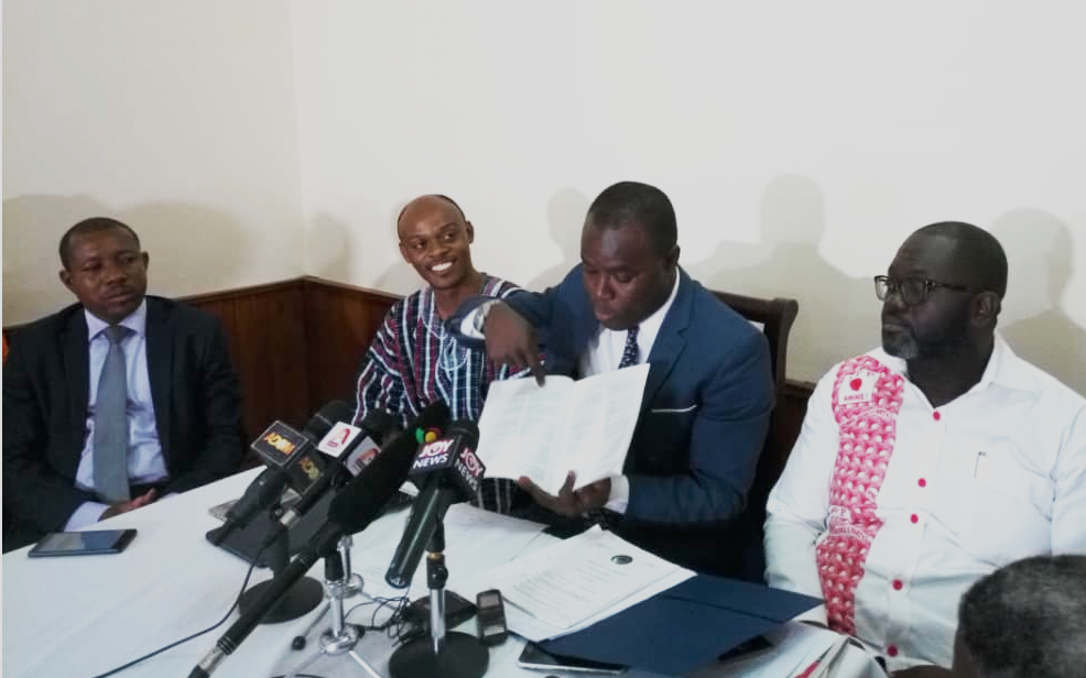 Mr Kofi Asamoah Siaw (2nd right), the Policy Advisor of the Progressive People’s Party,  addressing the press. He is flanked by Mutala Mohammed (in smock), the National Secretary  and Nana Ofori Owusu, the PPP’s Director of Operations