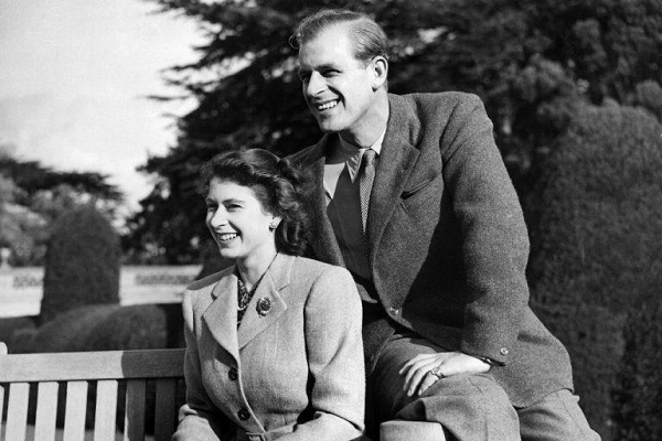 The adorable way a 13-year-old Queen Elizabeth fell in love with Prince Philip