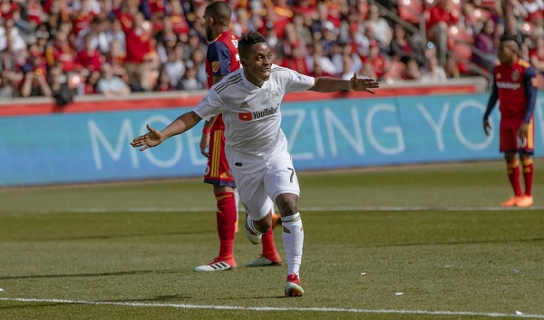 Latif Blessing hints at USA nationality switch