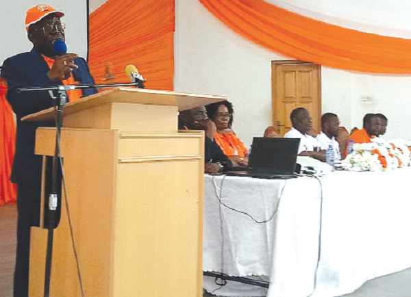 Dr Tenkorang, DG of SSNIT, addressing the students