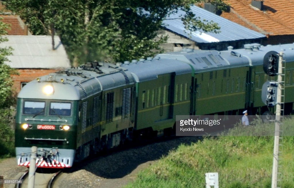 North Korea - China talks trail mystery train in China