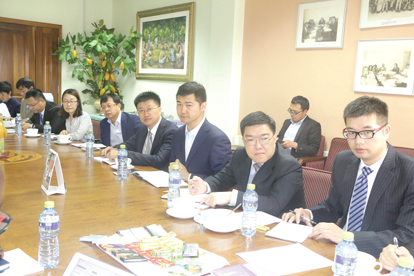 The Chinese delegation at the news conference