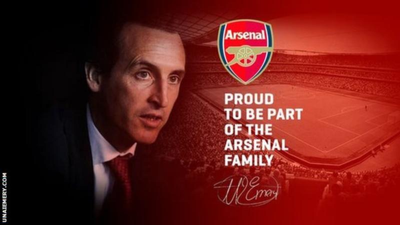 The image appeared on the manager's official website before being removed a short time later