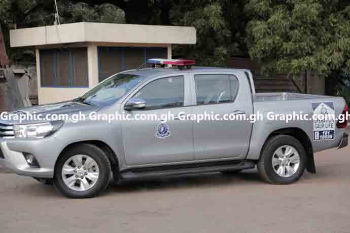 The police vehicle that 'smuggled' Kwesi Nyantakyi out of the CID premises. PICTURE BY EMMANUEL ASAMOAH ADDAI