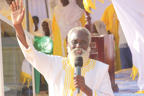  Apostle Kadmiel Emmanuel Howard Agbalenyoh praying for peace for Ghana at the Feast of Pentecost