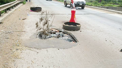 A portion of the motorway near the Accra Abbatoir area in very bad condition
