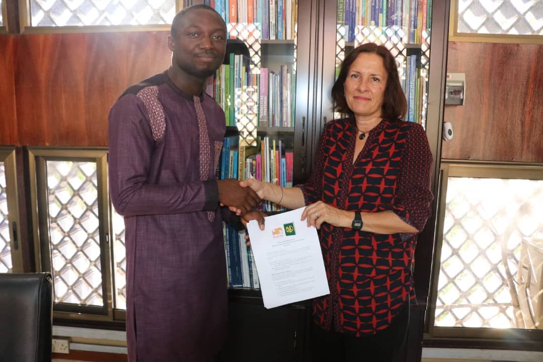  Mr Hayford Siaw,Acting Chief Executive and Alison Tweed, Chief Executive of Book Aid International