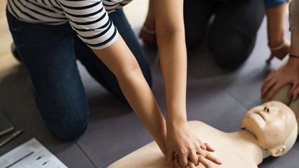 Men afraid to give women CPR in case they’re accused of sex assault - Study