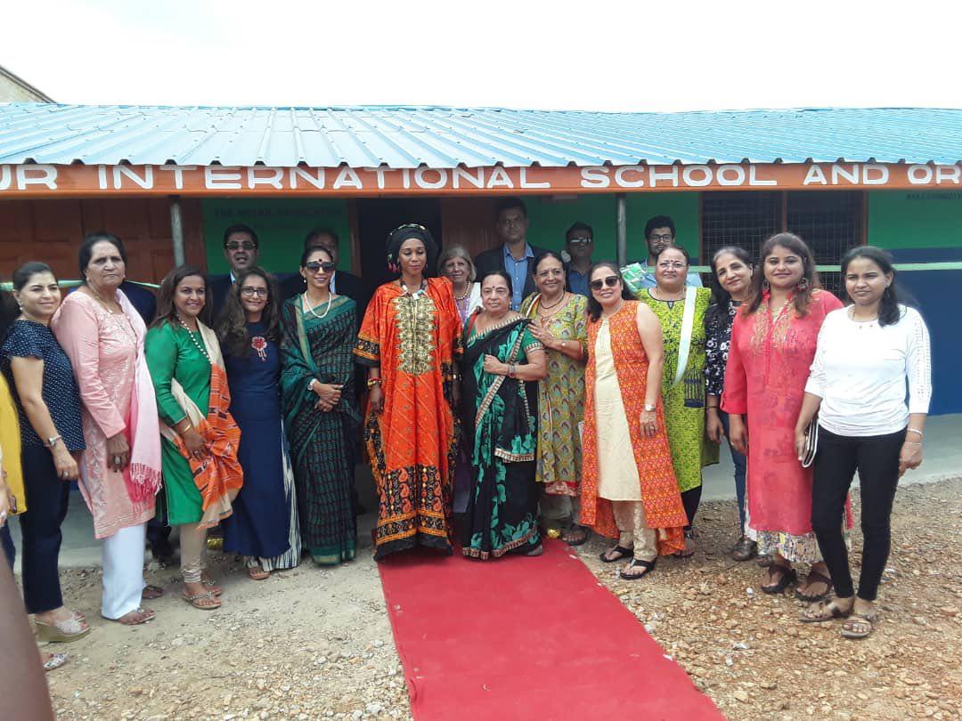 Indian Association presents 4-unit classroom to Santeo sch