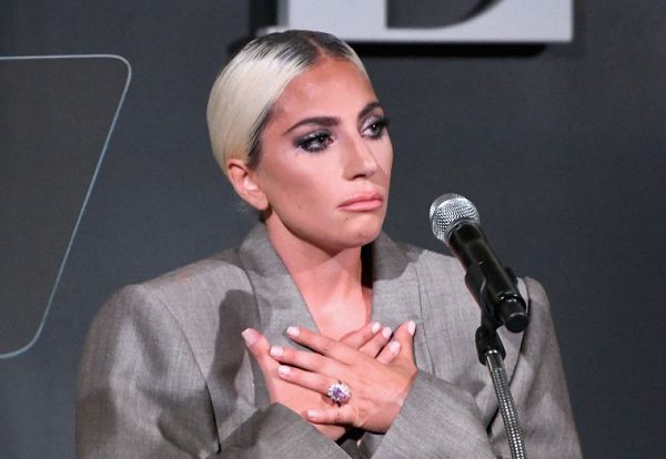 Lady Gaga announces engagement