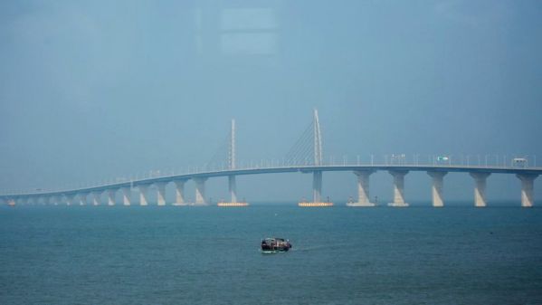 world's longest sea bridge in pictures