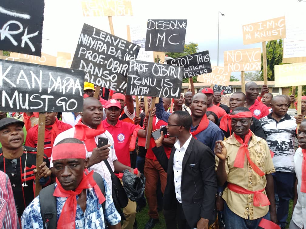 KNUST TEWU march over council dissolution