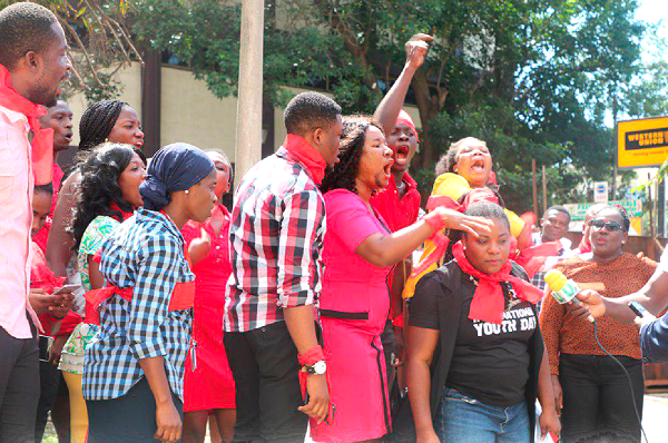 Flashback: PMMC workers demonstrating against their MD and the board of directors