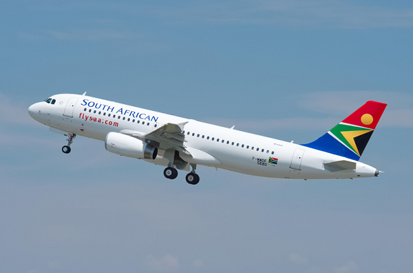 Snoozing SAA passengers ‘robbed in the sky’ 