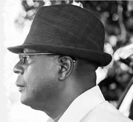 Dr Kwesi Owusu