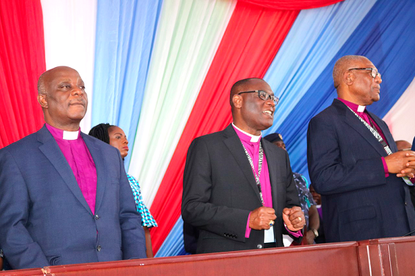  Reverend Dr Ernest Adu-Gyamfi (middle) dancing during the 55th annual convention. Those with him include Dr Fred Deegbe (left), Chairman, Ghana Baptist Convention