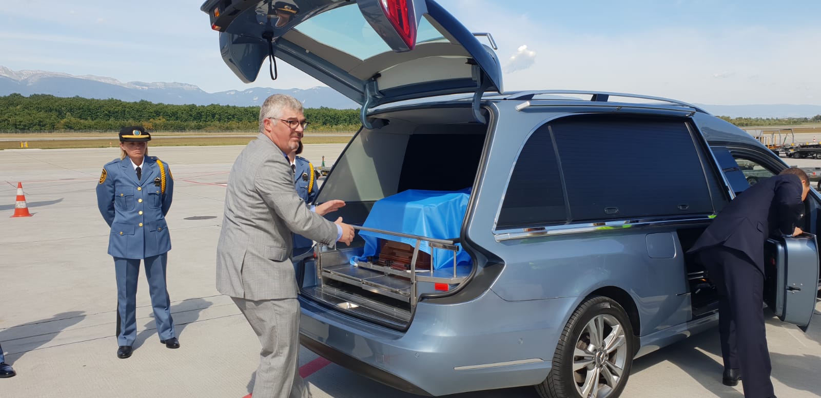 Remains of Kofi Annan leaves Geneva for Accra
